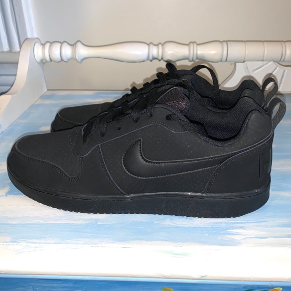 Nike Other - NWOT NIKE Court Borough Sneakers